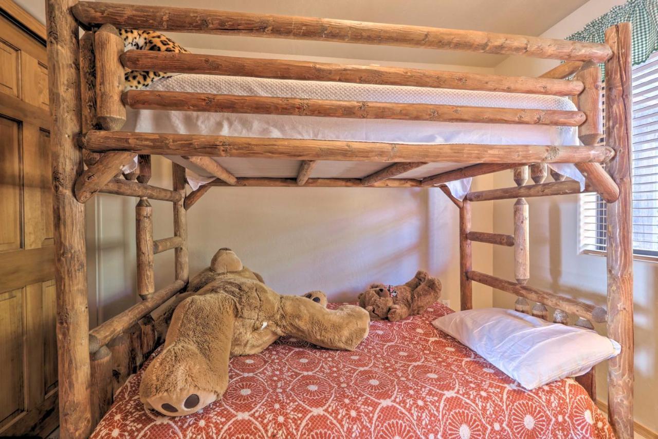 Bison Ranch Cabin With Pond On-Site Hike And Fish! Overgaard Exteriör bild