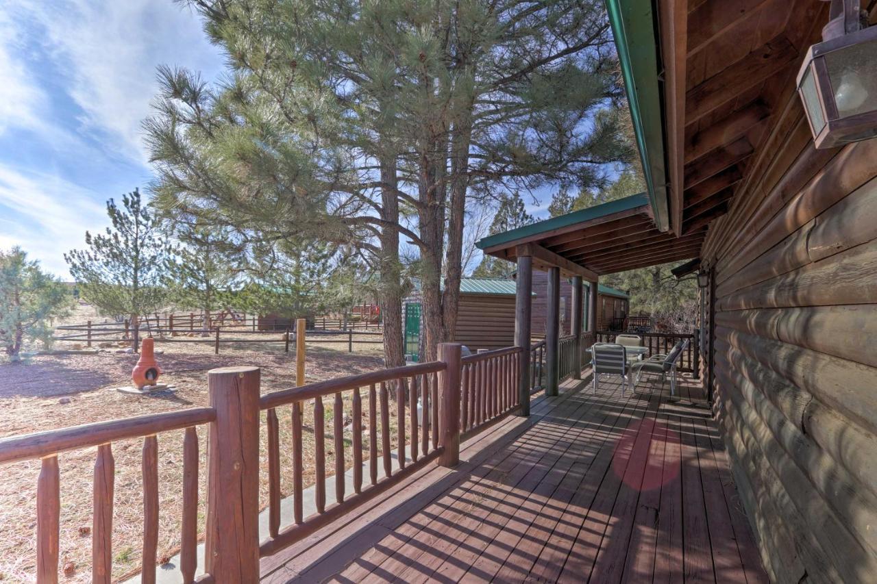 Bison Ranch Cabin With Pond On-Site Hike And Fish! Overgaard Exteriör bild